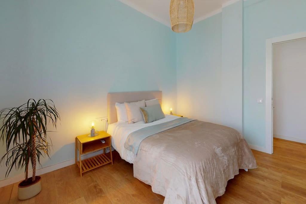 Bright Flat Rosaleda Appartement Málaga Buitenkant foto